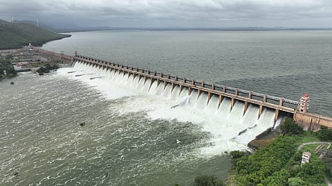district koppal tb dam crust gate tender tb board water