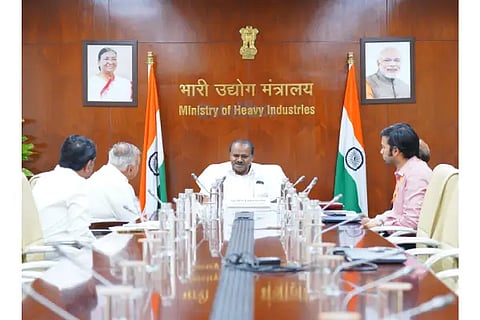 Transport minister met HDK