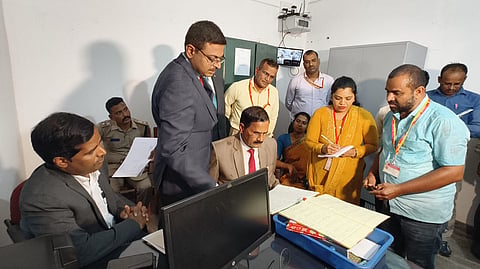 Upalokayukta visits Induval Gram Panchayat office Mandya