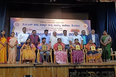 dvs