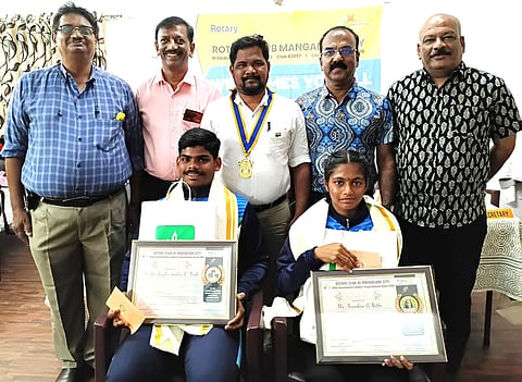 mng--23 May Rotary award