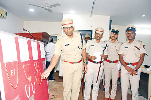 police (2)
