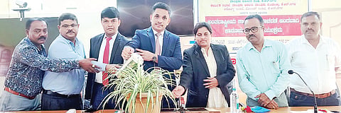 ಕಾರ್ಮಿಕರು ಕಾನೂನಿನ ಅರಿವು ಹೊಂದಿರಲಿ