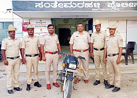 ಇಬ್ಬರು ಬೈಕ್ ಕಳ್ಳರ ಬಂಧನ