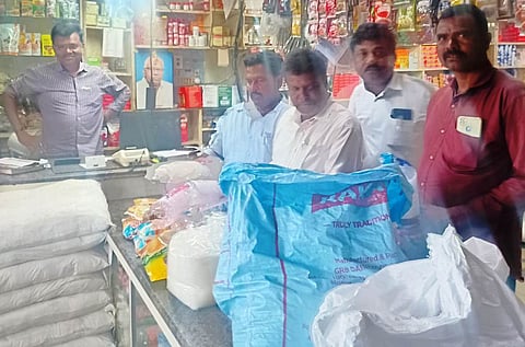 ಪ.ಪಂ. ಅಧಿಕಾರಿಗಳ ದಿಢೀರ್ ದಾಳಿ