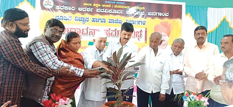 23mamadapur1