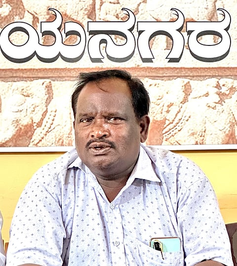 25 MANJU 03