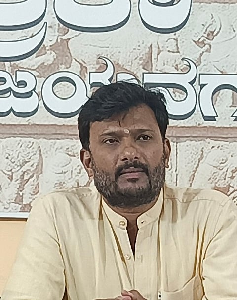26 MANJU 03