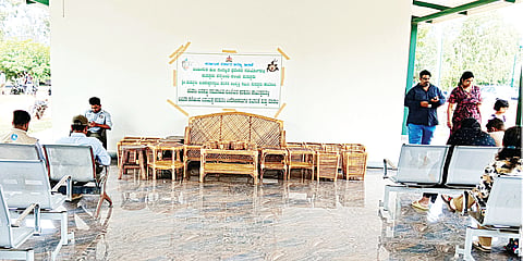 ಕರಕುಶಲ ಪೀಠೋಪಕರಣಗಳ ಮಾರಾಟಕ್ಕೆ ಕ್ರಮ