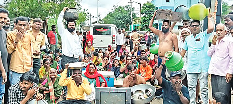 A new protest for a solution to the problem of governance