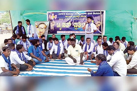 Devadurga toalgate protes