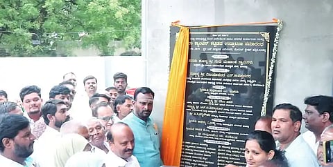 Indira Canteen will fill hungry stomachs