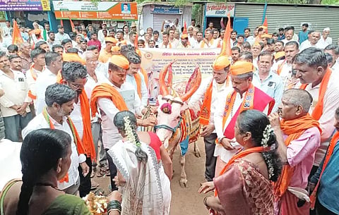Outrageous protest in Kaladagi
