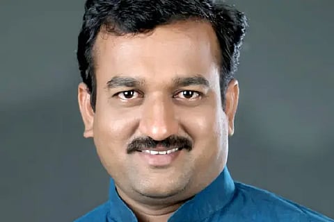 RAVI KHANAPUR
