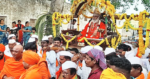 Rambhapuri Sri's palanquin festival