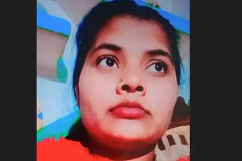 UP Woman Brutally Killed with Screwdriver