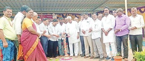 byd SHIVANANAVAR