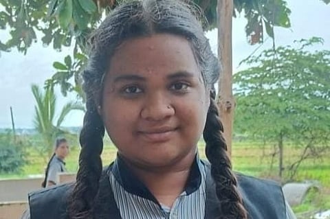 dvg-Mubashera-Banu-sslc.jpg
