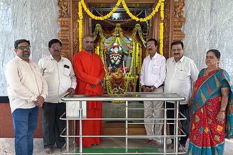 dvg-athani-shivayogigalu.jpg