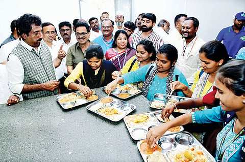 dvg-indira-canteen.jpg