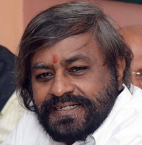 eshwar khandre