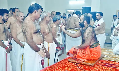 harikhandige
