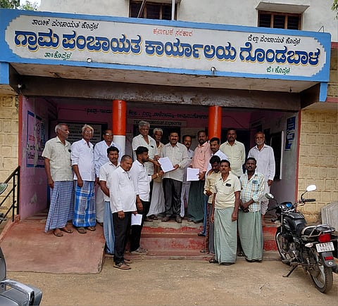 distrcit koppal sugar factory muddaballi village farmers protest