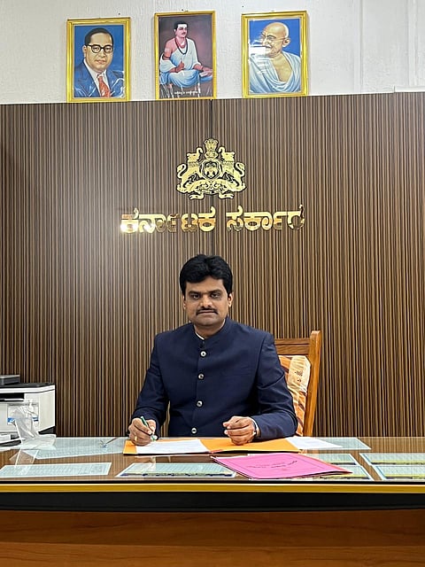 17 Dwd 5 (Dr. Ishwar Ullagaddi)