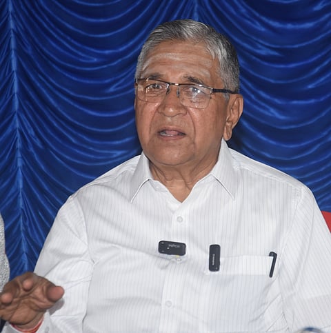21 Dwd 5 (Dr. S.R. Ramanagoudar)
