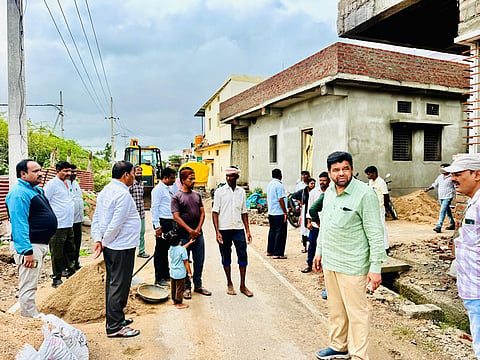 district koppal rain effect president amzad patel visit