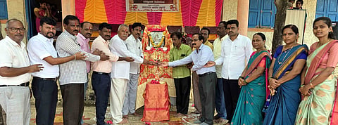 22Athanigrameen2