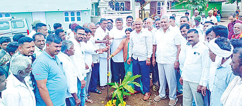ಜನರ ಬೇಡಿಕೆಯಂತೆ ಅಭಿವೃದ್ಧಿ ಕಾರ್ಯಗಳಾಗಿವೆ
