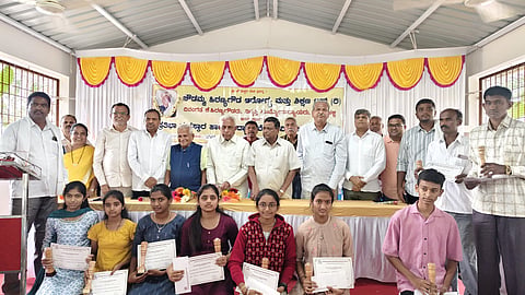 27, srinivaspur photo -2