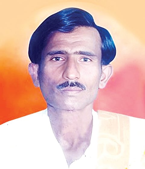 ಸಾಲಬಾಧೆಯಿಂದ ರೈತ ಆತ್ಮಹತ್ಯೆ,