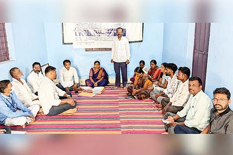 Alavandi Narega workers meeting