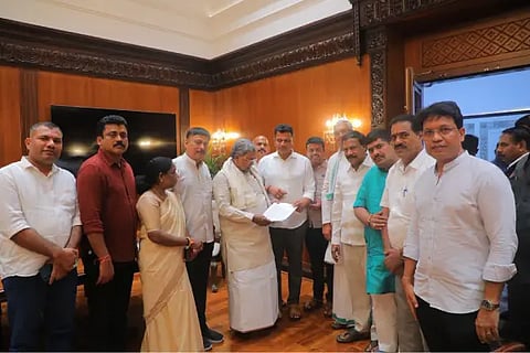 Da Ka meeting