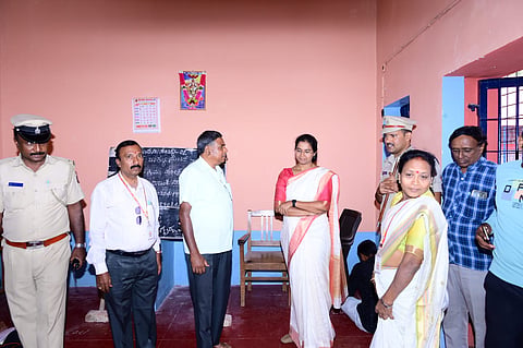 Prisoners write literacy test in jail Mandya