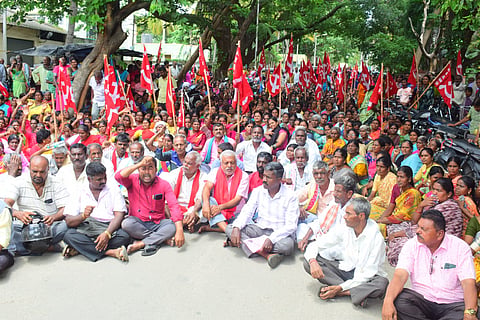 Protest by Provincial Agricultural Laborers Association workers Mandya