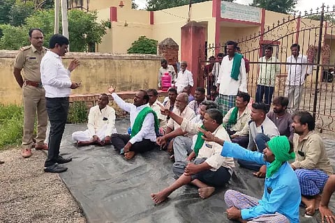 Protest demanding release of water to Tamragundi lake