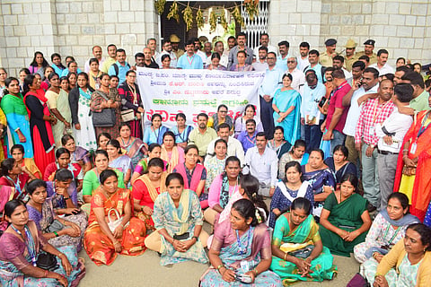 Rural Development and Panchayat Raj Department officers and staff protest Mandya