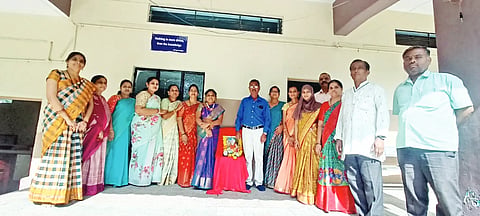 Show respect to the teacher.