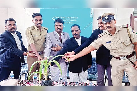 Siraguppa cyber crime awerness