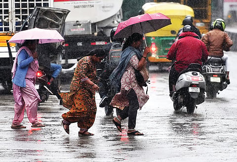 Sudhee_20_Rain_Fall_@_Town_Hall (4)