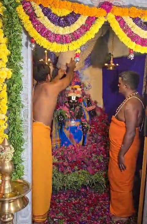 ಶ್ರೀ ಉದ್ಭವ ಶನೈಶ್ವರಸ್ವಾಮಿ 2