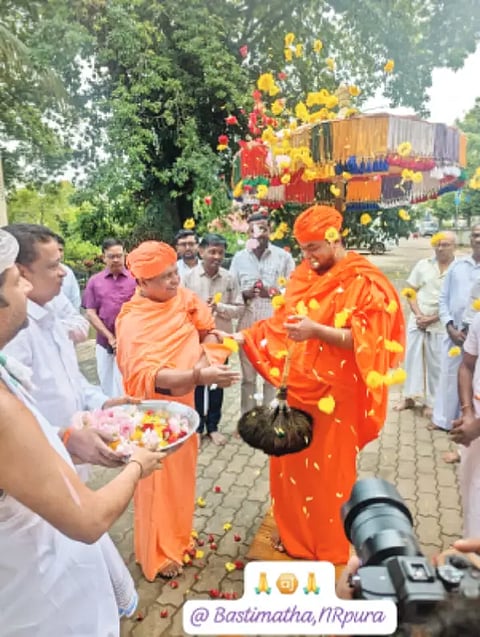 10 nrp 1swamiji