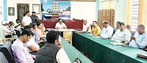 ಕಂದಾಯ ಇಲಾಖೆಯಿಂದ ಕೆಲಸ ವಿಳಂಬ