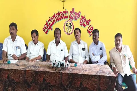 12 ckm 8 g.raghu (middle black one)