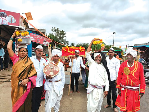 1Athanigrameen2