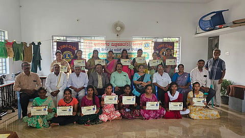 Distribution of certificate to sewing trainees Mandya