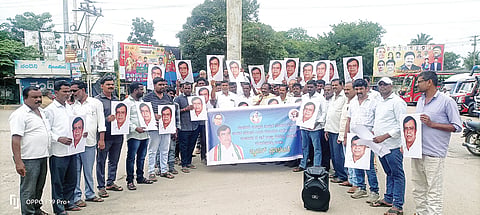 HUN-AUG-13-3(VALMIKI SAMAJA STRIKE)